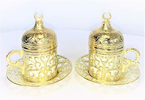 Подарък Кафе набор от Turkish Gold с 1 Тава Zamak, 2 Кафе чаши, 2 Дюзи Zamak за кафе чаши и 1 Кафе със 100 г кафе с лешници (златен)
