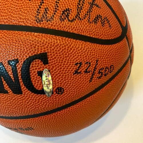1985-86 Бостън Селтикс, Екипът Шампиони на НБА, Подписано на Официална Баскетболна топка UDA на игра в НБА Баскетболни топки с автографи